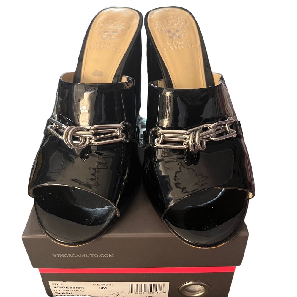VINCE CAMUTO BLACK PATENT BLOCK HEEL SLIDE VC-GESSIEN SIZE 9M